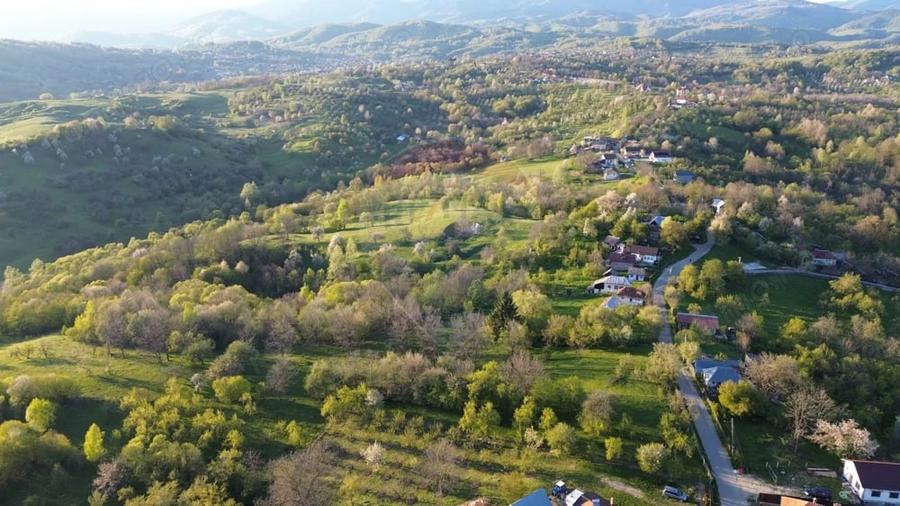 Teren de 15459 mp, în Bughea de Sus