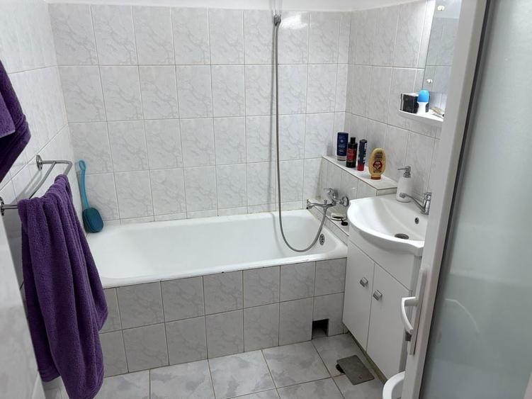Apartament cu 2 camere decomandat în Micălaca