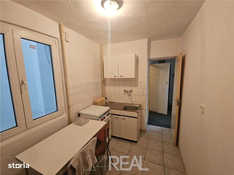Apartament cu 2 camere decomandat în Cantemir