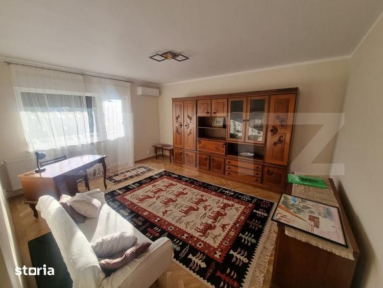 Apartament cu 4 camere în Ultracentral