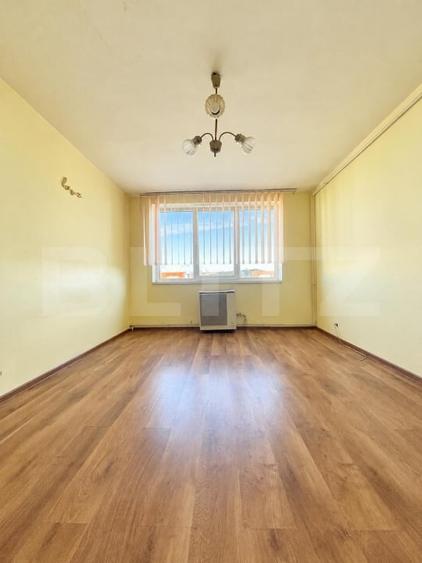 Apartament cu 2 camere semidecomandat în Câmpia Turzii