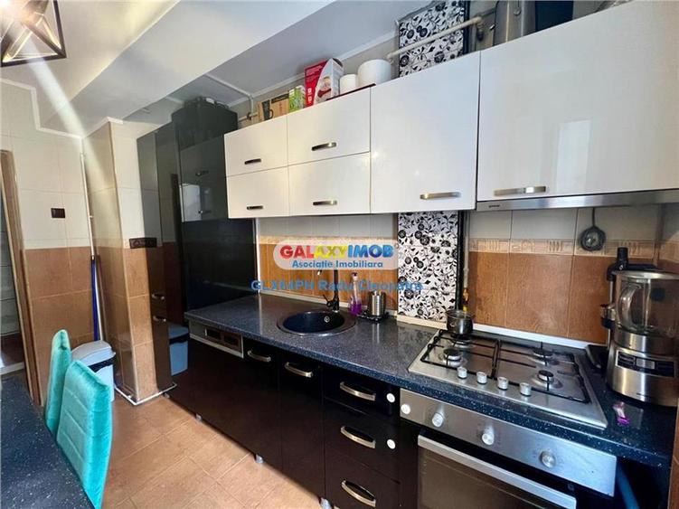 Apartament cu 3 camere decomandat, mobilat în Ultracentral