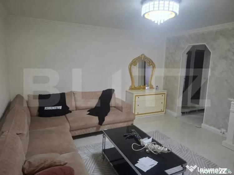 Apartament cu 2 camere semidecomandat în Micro 11