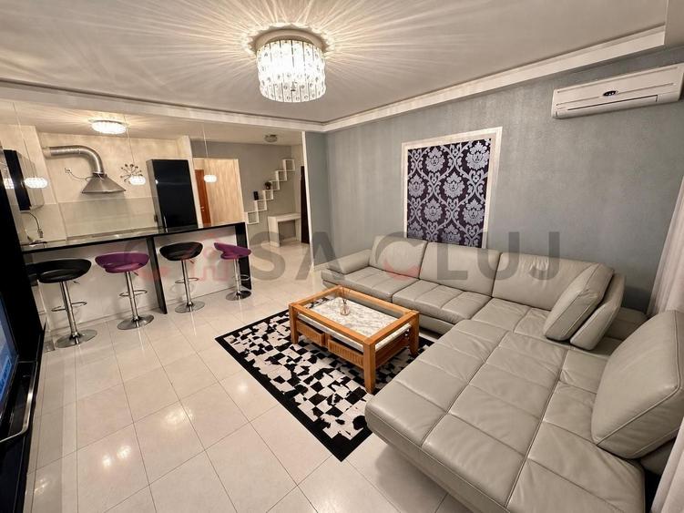 Apartament cu 2 camere semidecomandat, mobilat în Central