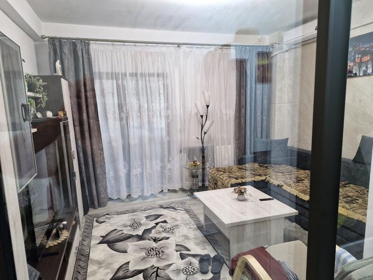Apartament cu 2 camere decomandat în Lunca Cetățuii