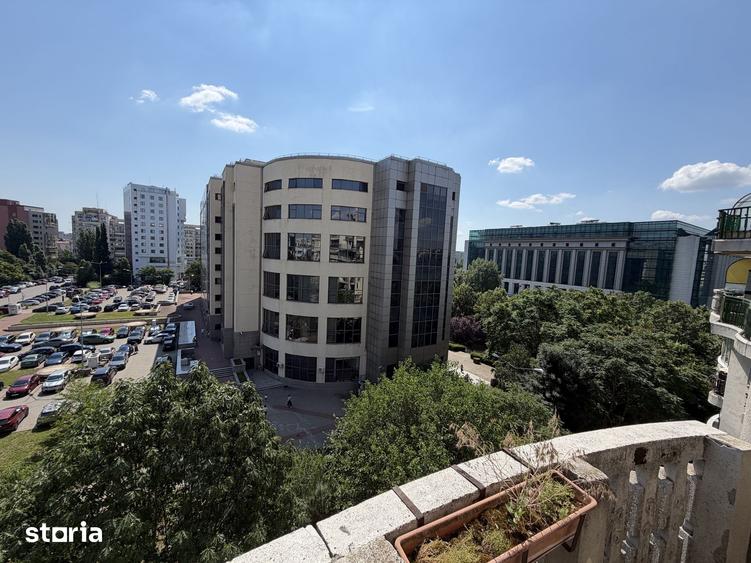 Apartament cu 5 camere în Unirii