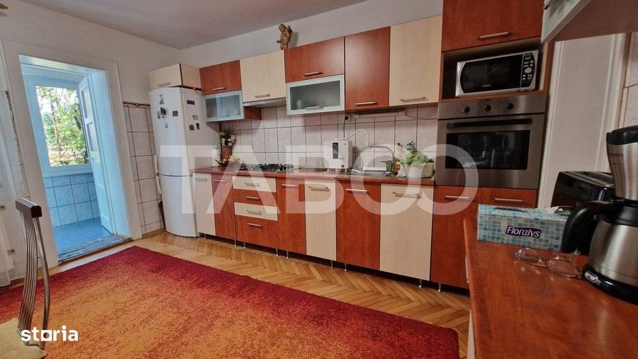 Casă cu 3 camere cu Teren 860 Mp în Turnișor
