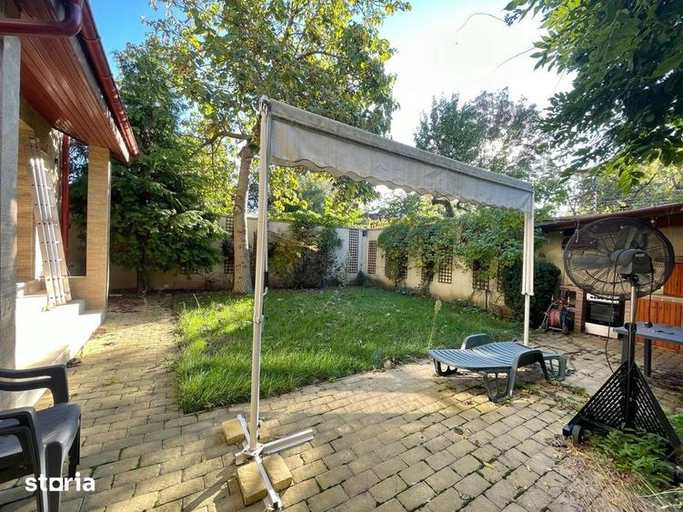 Casă cu 7 camere cu Teren 300 Mp în Dămăroaia