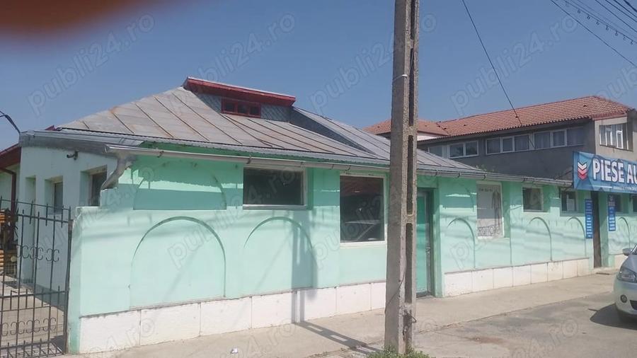 Casă cu 5 camere în Slobozia Nouă