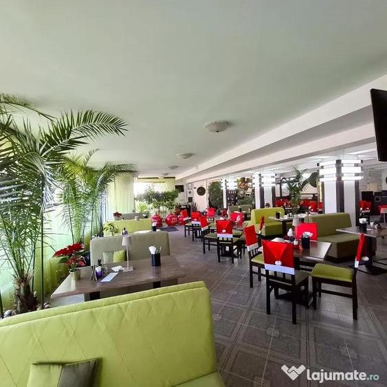 Spațiu comercial, de 550 mp, în Tișița