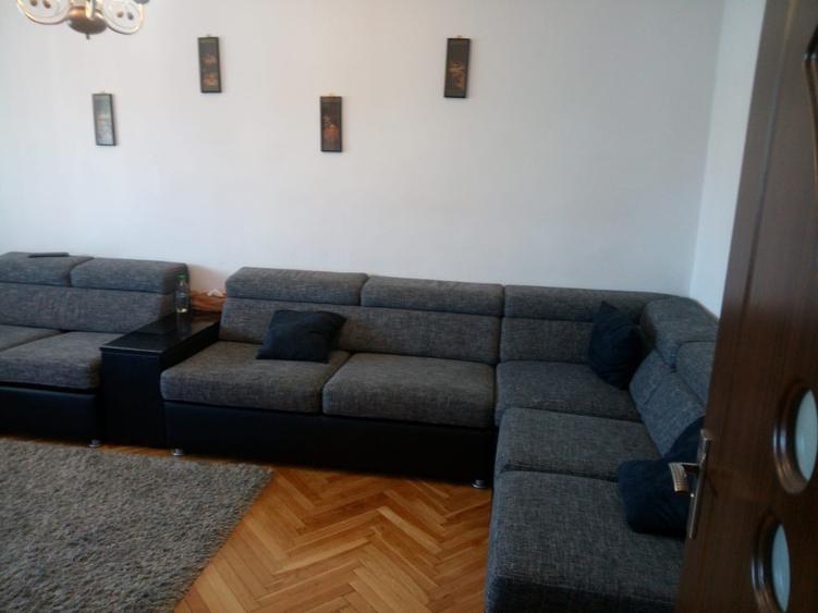 Închiriez apartament 3 camere - 6