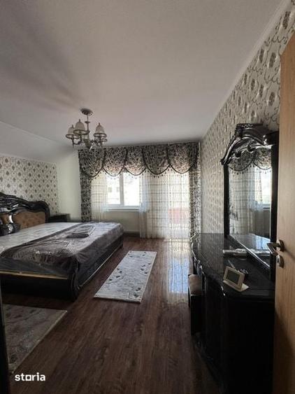 Casă cu 4 camere cu Teren 160 Mp în Central