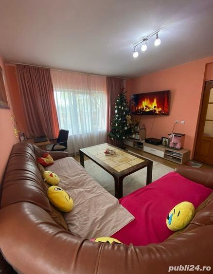 Casă cu 6 camere cu Teren 550 Mp în Central