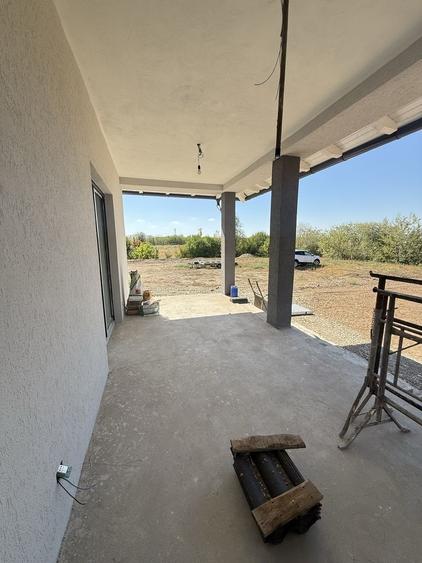 Casa de vanzare cu 3 dormitoare la intrare in Osorhei - 6