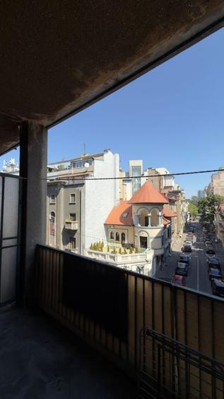 Apartament cu 2 camere decomandat în Cișmigiu