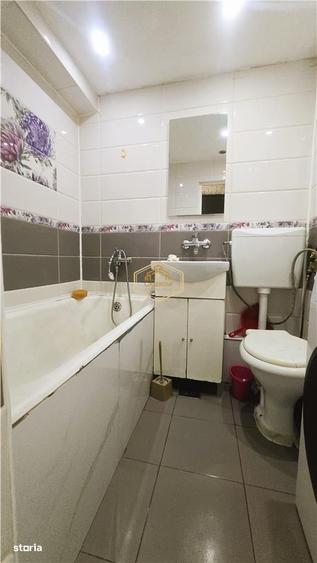 Apartament cu 2 camere în Micro 14