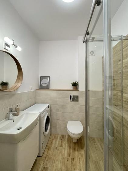 Apartament cu 2 camere semidecomandat, mobilat în Florești