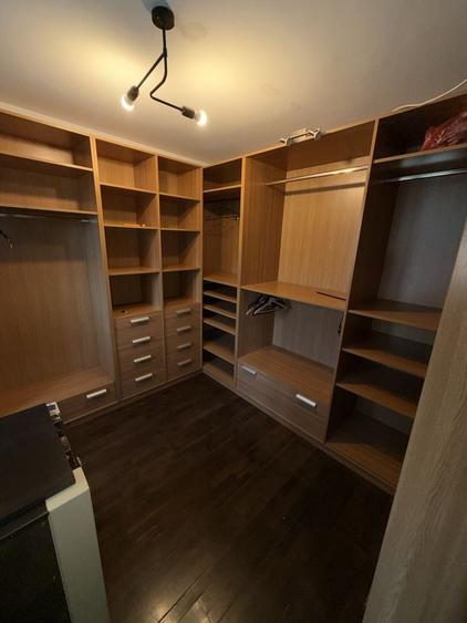 Apartament cu 4 camere decomandat în Crângași