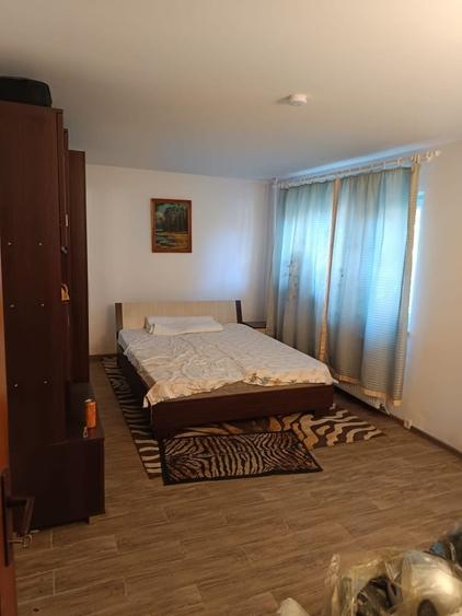 Apartament cu 2 camere decomandat în Lipovei