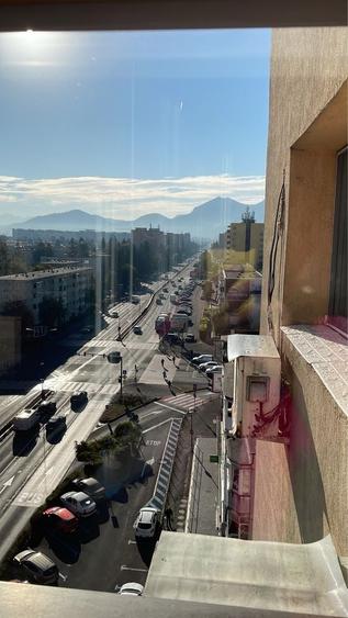 Apartament cu 2 camere decomandat în Calea București