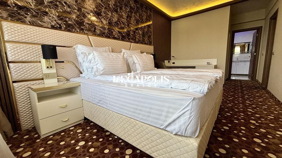 Apartament cu 2 camere decomandat în Tractorul
