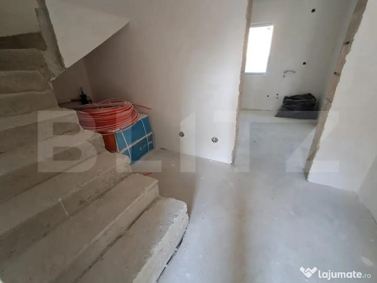 Casă cu 5 camere cu Teren 250 Mp în Central