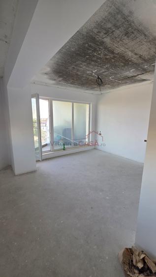 Apartament cu 3 camere decomandat în Parcul Carol