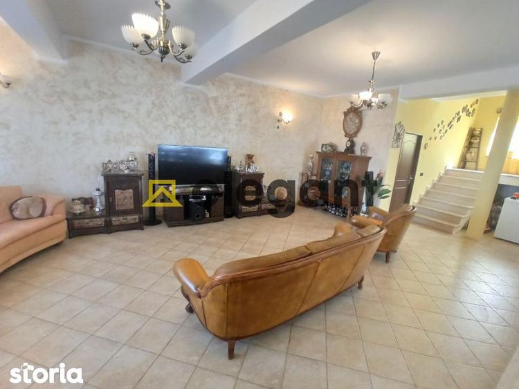 Deosebita/Casa din 2018/P+E+M/6 camere/210 mp utili/teren 600 mp/Borde - 14