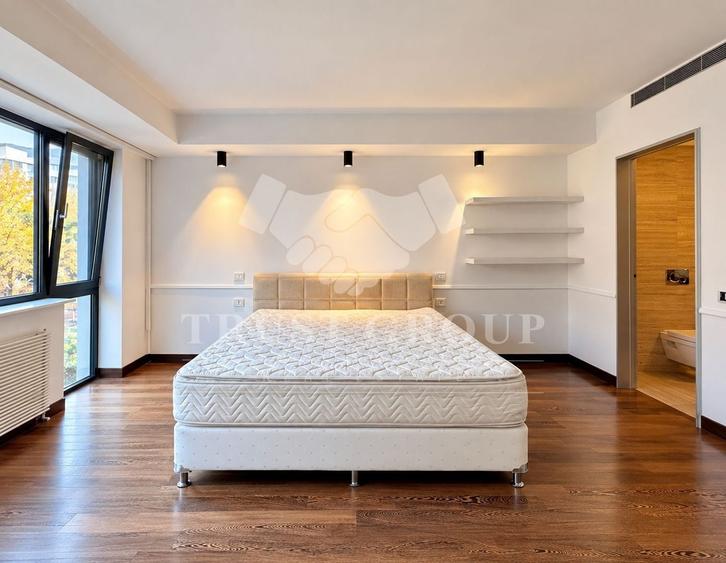 Apartament cu 3 camere, mobilat în Barbu Văcărescu
