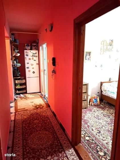 Apartament cu 2 camere decomandat în Broșteni