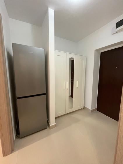 Apartament cu 2 camere semidecomandat, mobilat în Grivița