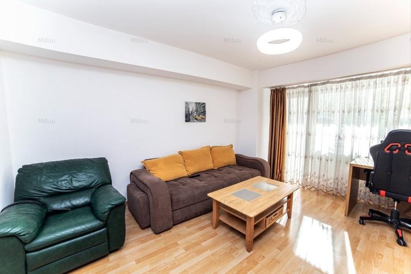 Apartament cu 3 camere decomandat în Berceni