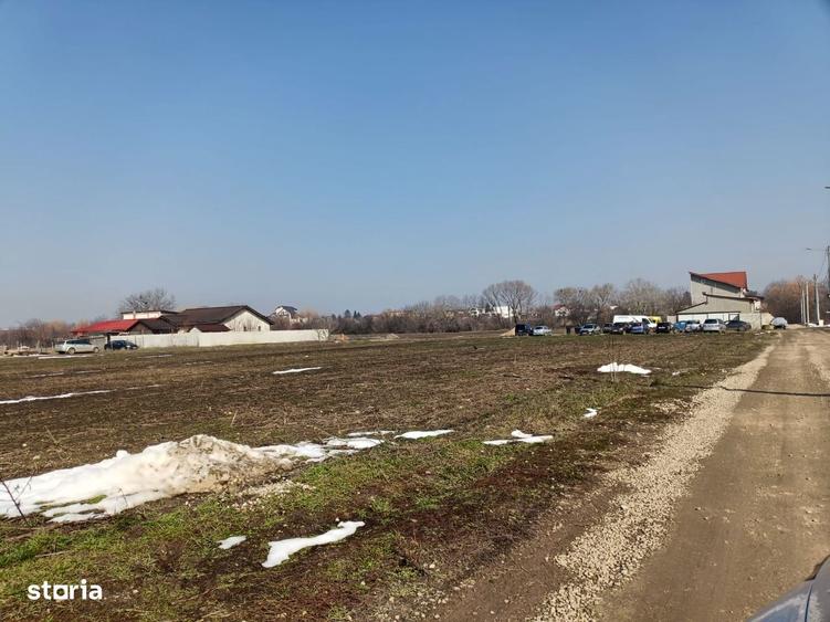 Teren de 2000 mp, în Central