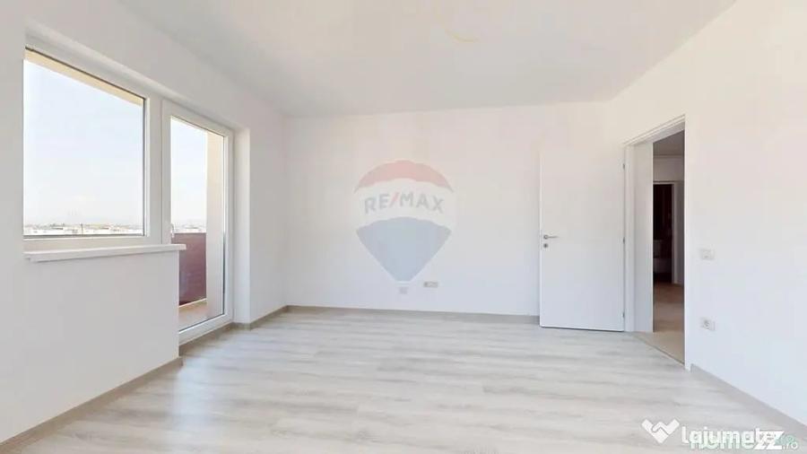 Apartament cu 3 camere decomandat în Sânpetru