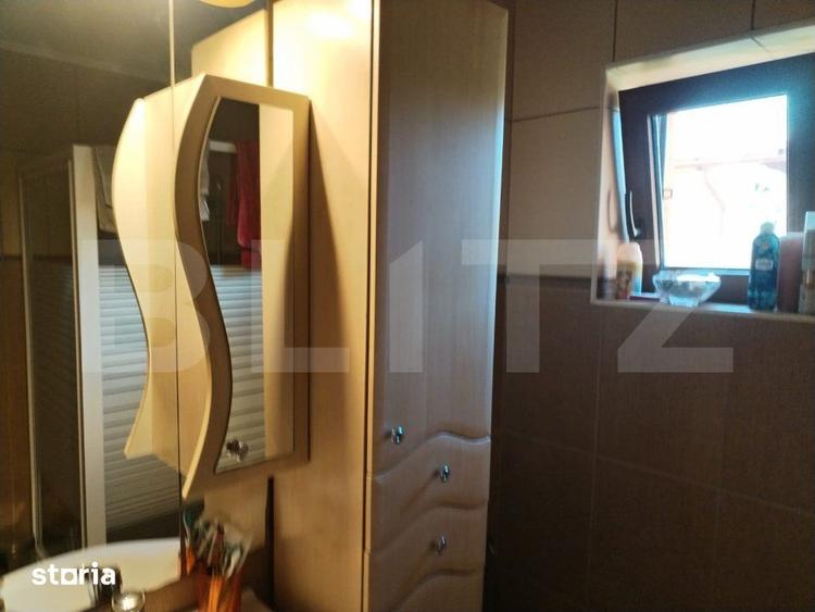 Casă cu 5 camere cu Teren 1241 Mp în Păulești
