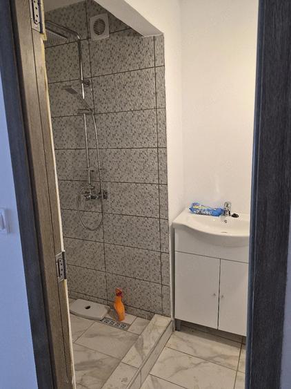 Apartament cu 3 camere semidecomandat în Ultracentral