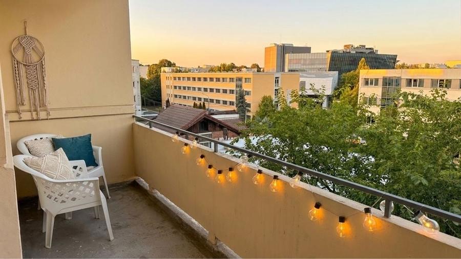 Apartament cu 2 camere semidecomandat în Exterior Vest