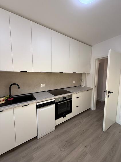 Închiriere apartament 4 camere  - ideal birou-firma– Bloc Horoscop, Piața Unirii - 7