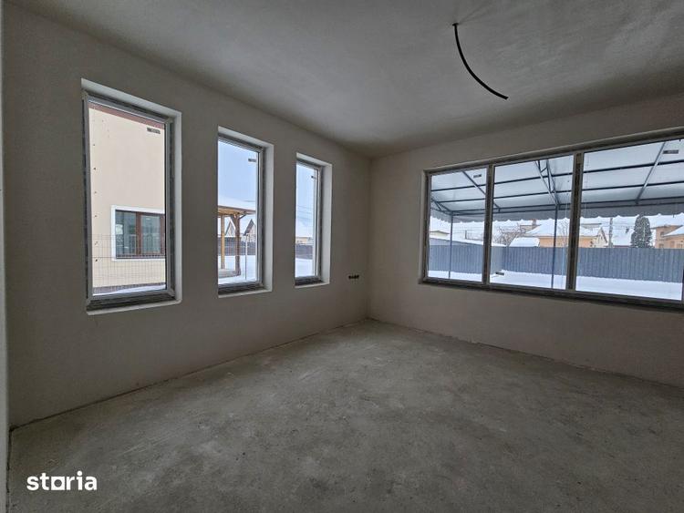 Casă cu 4 camere cu Teren 440 Mp în Apahida