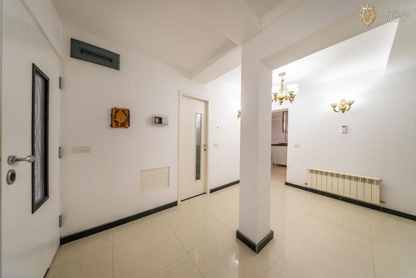 Casă individuală cu 5 camere cu Canalizare în Vladimirescu