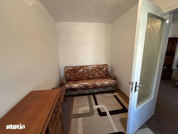 Apartament cu 2 camere semidecomandat în Grădiște