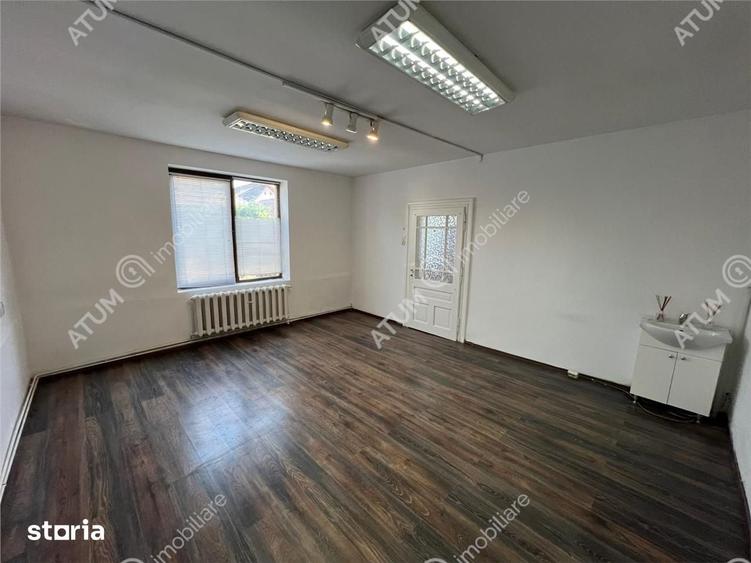 Spațiu comercial, de 48 mp, în Valea Aurie