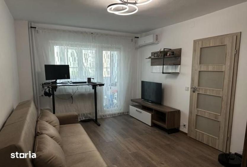 Apartament cu 2 camere decomandat în Ștefan cel Mare