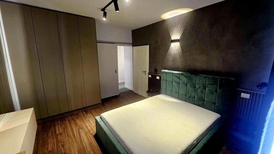 Apartament cu 2 camere circular, mobilat în Dacia