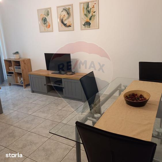 Apartament cu 2 camere decomandat în Centrul Istoric