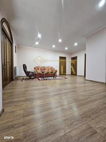 Spațiu comercial, în Central