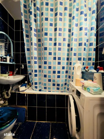 Apartament cu 2 camere nedecomandat, mobilat în Fratelia
