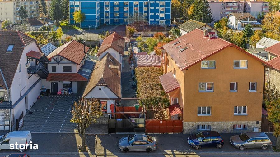 Casă cu 6 camere cu Teren 467.6 Mp în Aurel Vlaicu