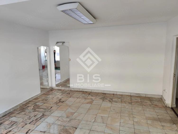Spațiu comercial, de 40 mp, în Nord