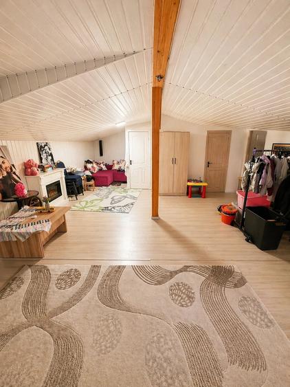 Apartament cu 4 camere decomandat în Plantelor